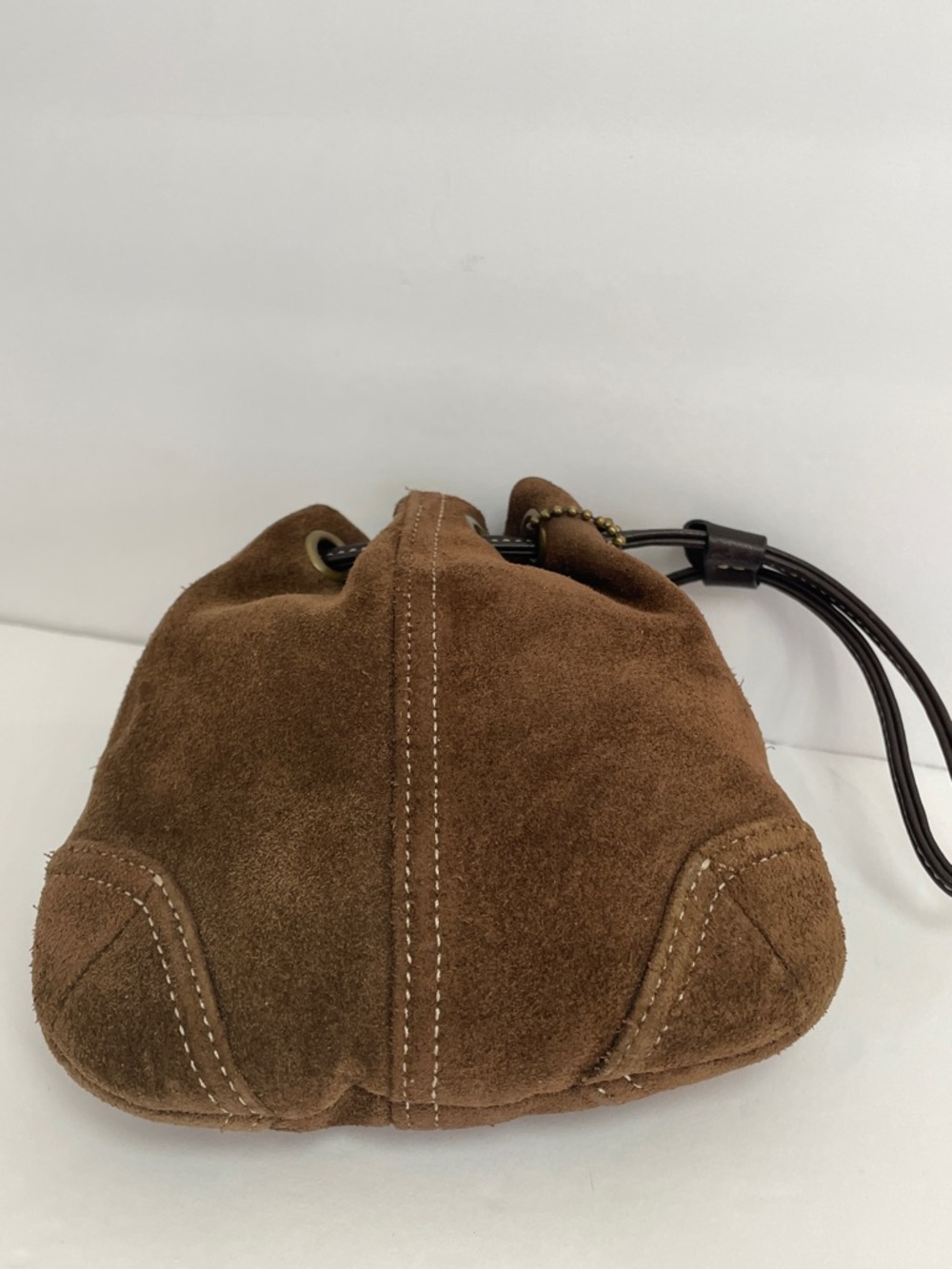 Coach Vintage Suede Soho Drawstring Pouch - Picture 4 of 9